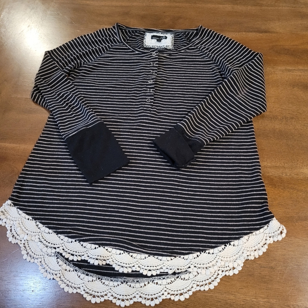 RXB size Medium Womens Long Sleeve T Shirt
